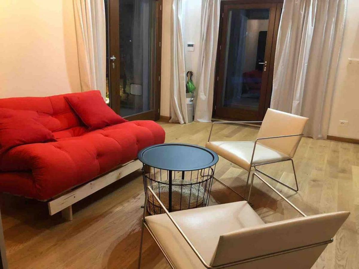 Casa Di Miele Villa Pinerolo Bagian luar foto